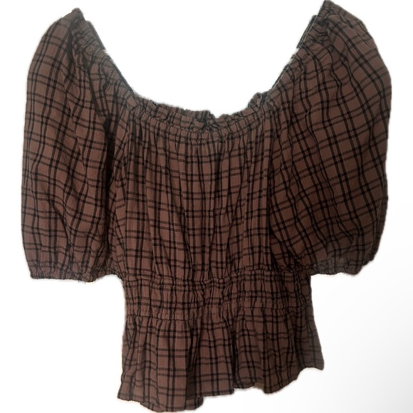 Plaid Top - Picture 2 of 9